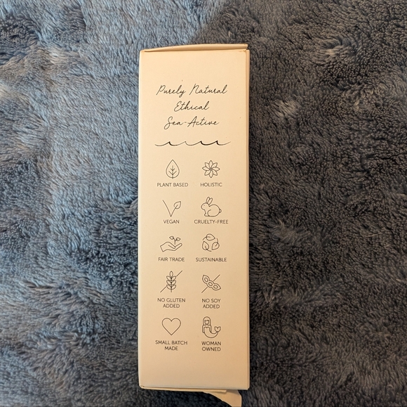 Marina Earth Harbor Biome Brightening Ampoule Spirulina + Blue Tansy 1fl.oz. 30m - Picture 5 of 5